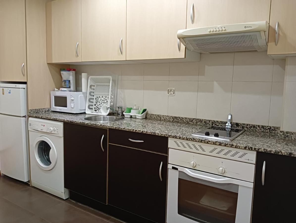 Apartamentos Chevere Rojo-Huca Овиедо Екстериор снимка
