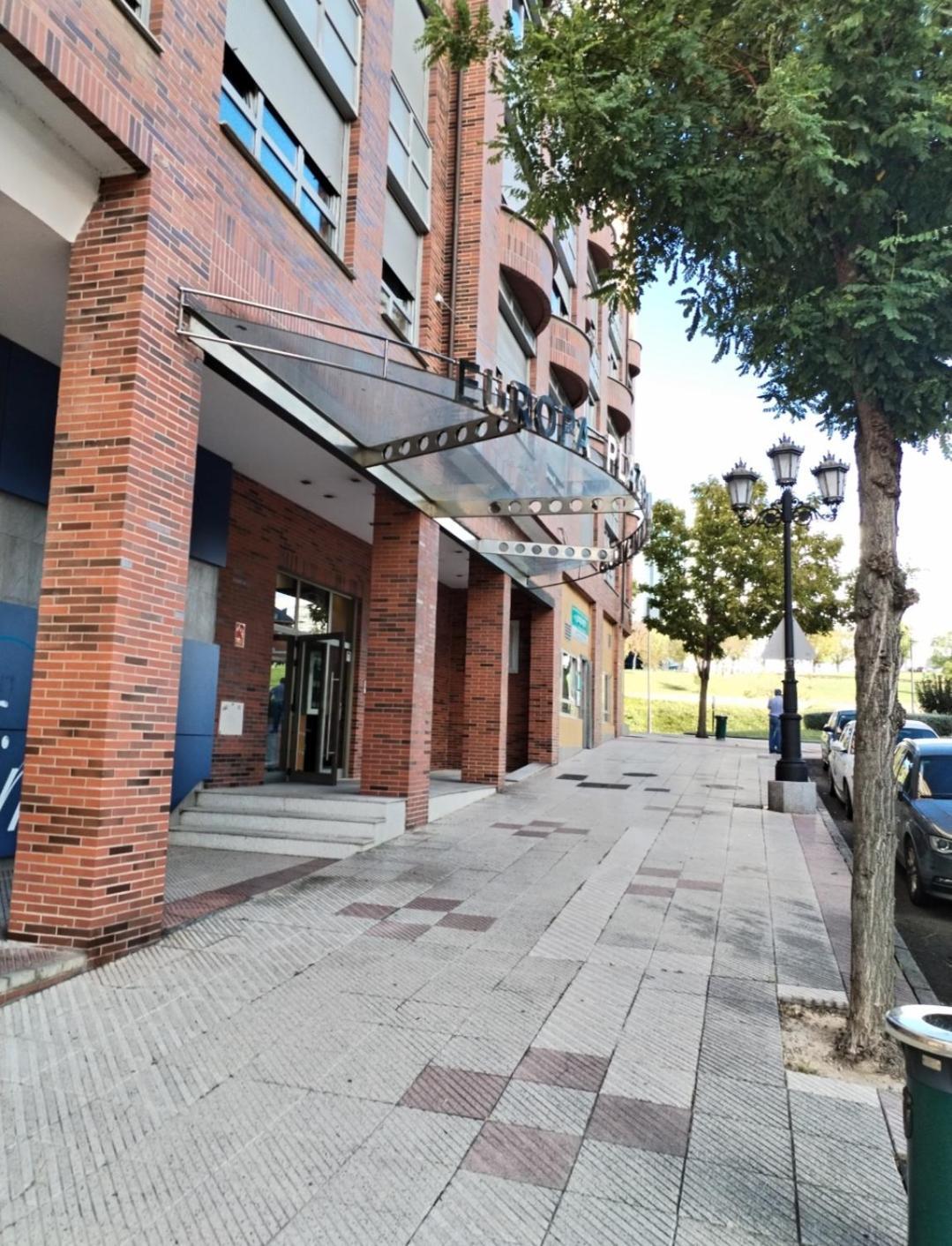 Apartamentos Chevere Rojo-Huca Овиедо Екстериор снимка