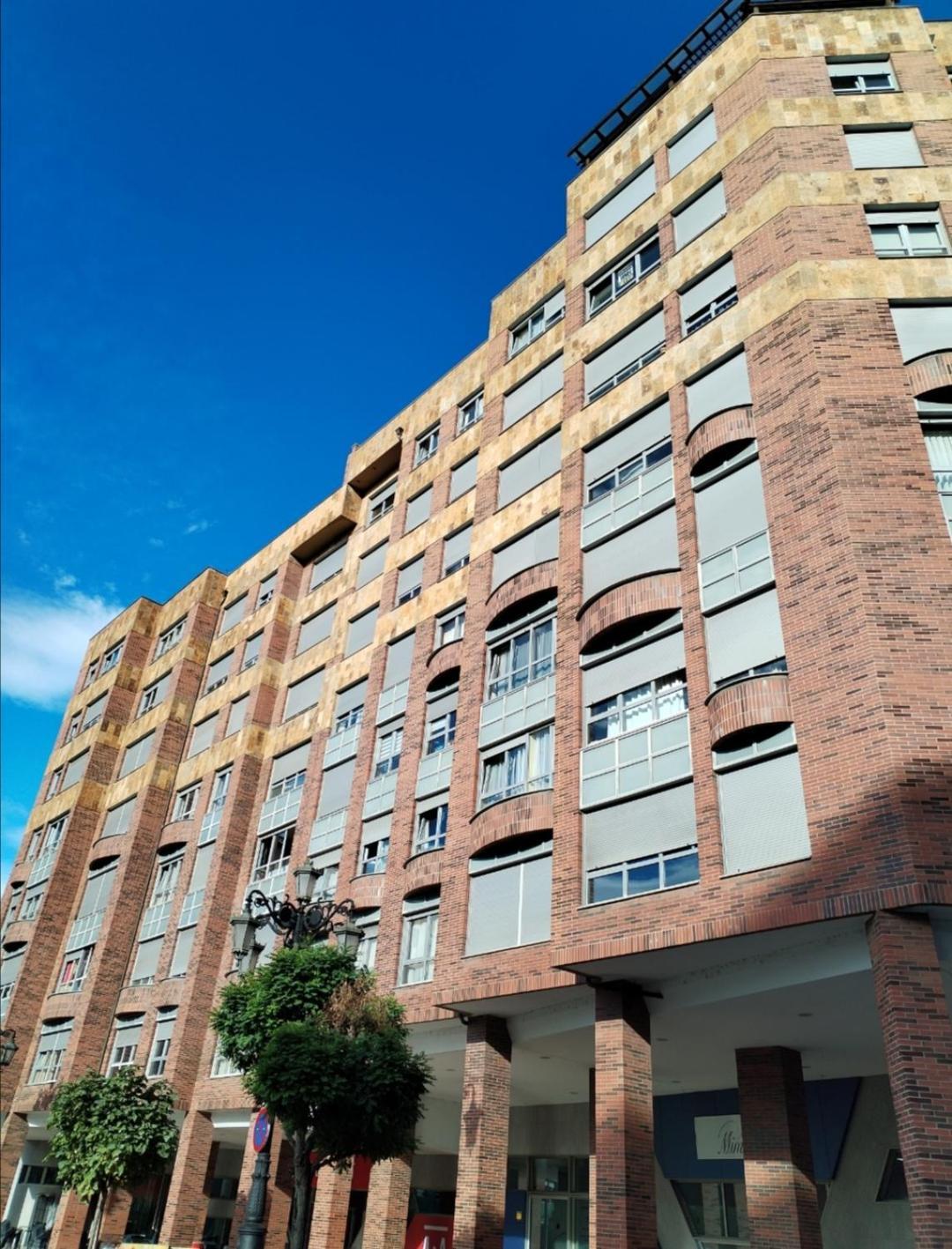 Apartamentos Chevere Rojo-Huca Овиедо Екстериор снимка